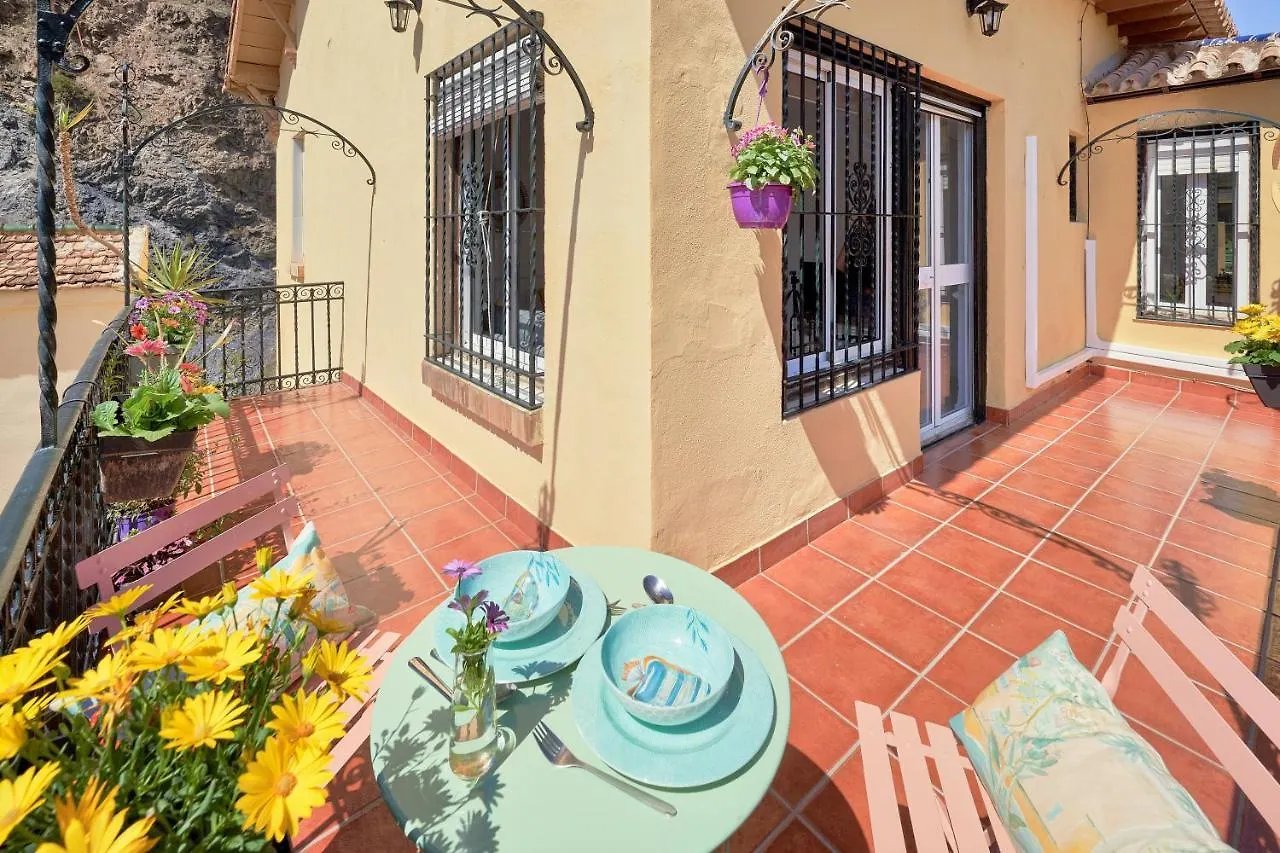 Villa Rosita Suites En Playa De La Malagueta Con Terraza Malaga 0*,