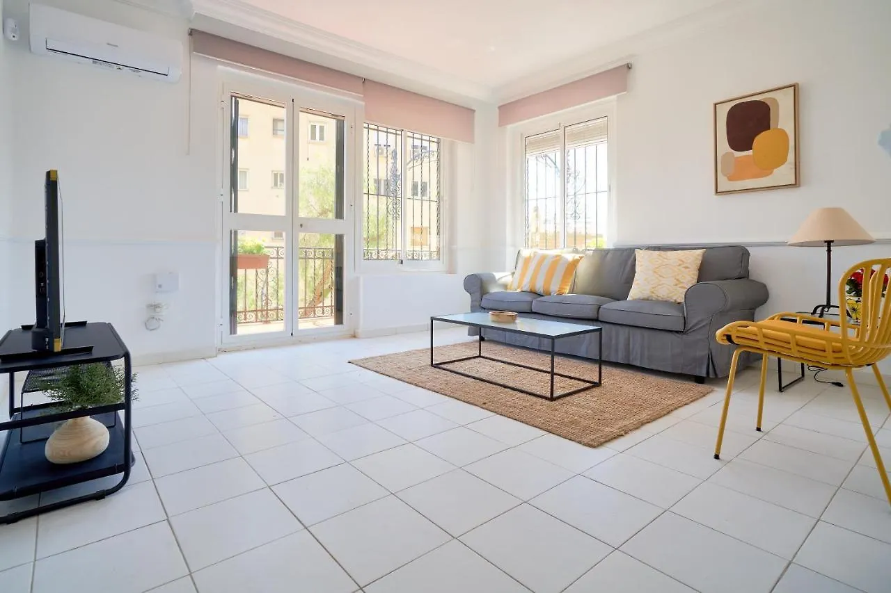 Villa Rosita Suites En Playa De La Malagueta Con Terraza Malaga