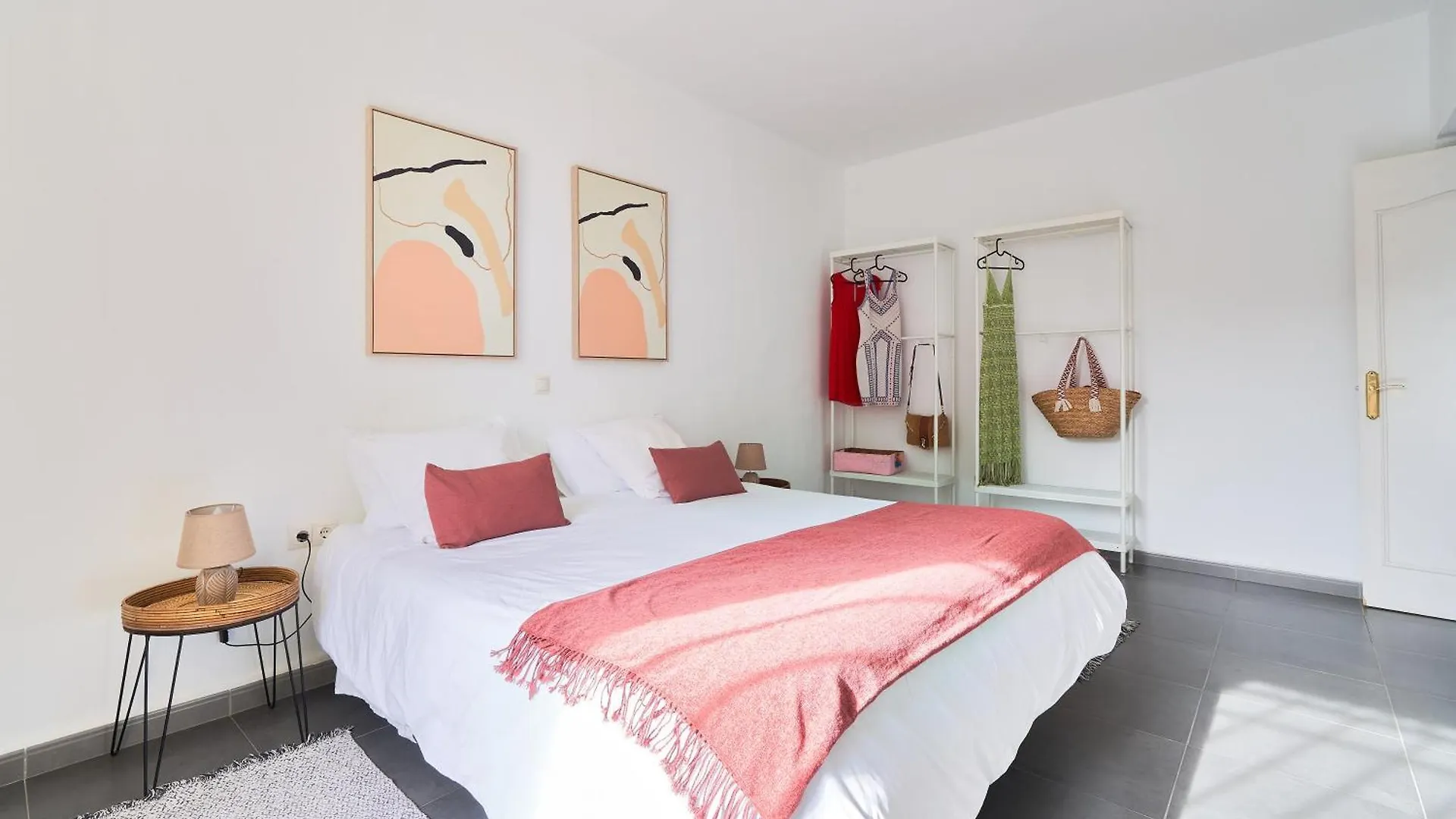 Villa Rosita Suites En Playa De La Malagueta Con Terraza Malaga 0*,